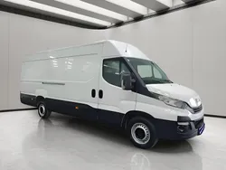 Blanco Usado 2019 Iveco Daily Monovolumen | 19.850 € (Precio justo)
