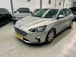 Gris / plata Usado 2020 Ford Focus Trend Berlina | 13.490 € (Precio justo)