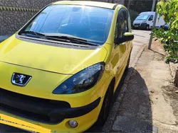 Amarillo Usado 2006 Peugeot 1007 Utilitario | 3300 € (Precio justo)