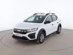 Blanco Usado 2023 Dacia Sandero Essentiel Utilitario | 14.299 € (Buen precio)