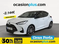 Gris Usado 2023 Toyota Yaris Hybrid Plus | 23.590 € (Precio justo)