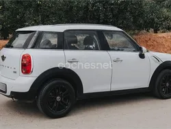 Blanco Usado 2011 Mini One Countryman SUV | 6350 €