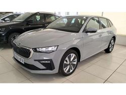 Nuevo 2025 Skoda Scala Utilitario | 23.490 € (Un poco caro)