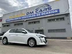 Blanco Usado 2021 Peugeot 208 Allure Utilitario | 11.300 € (Precio justo)