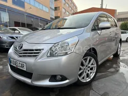 Gris / plata Usado 2010 Toyota Verso Active Monovolumen | 6999 € (Buen precio)