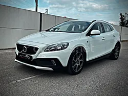 Blanco Usado 2017 Volvo V40 CC Familiar | 10.900 € (Precio justo)