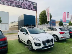 Blanco Usado 2016 Peugeot 3008 Allure Berlina | 8499 € (Buen precio)