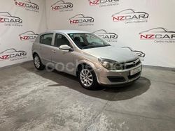 Gris / plata Usado 2006 Opel Astra Enjoy Berlina | 3999 € (Un poco caro)