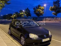 Negro Usado 2005 VW Golf IV Trendline Berlina | 5900 € (Precio justo)