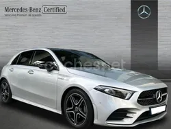 Gris / plata Usado 2022 Mercedes A200 Berlina | 28.990 € (Precio justo)