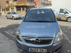 Azul Usado 2010 Opel Zafira Essentia Monovolumen | 4500 € (Buen precio)