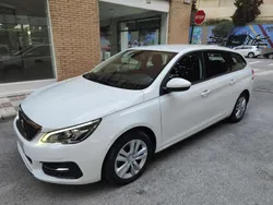 Blanco Usado 2019 Peugeot 308 Allure Utilitario | 12.990 € (Precio justo)