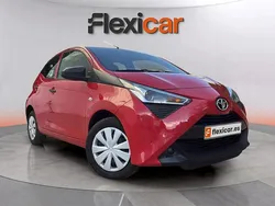 Rojo Usado 2022 Toyota Aygo X-play Utilitario | 13.090 € (Precio justo)