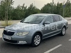 Gris / plata Usado 2009 Skoda Superb Elegance Berlina | 5500 € (Un poco caro)