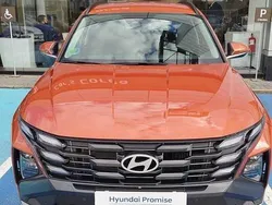 Jupiter orenge metallic Usado 2024 Hyundai Tucson SUV | 36.000 € (Caro)