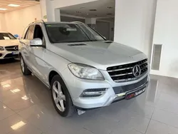 Gris / plata Usado 2012 Mercedes ML350 Edition 1 SUV | 24.999 €