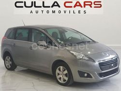 Gris / plata Usado 2016 Peugeot 5008 Active Monovolumen | 11.499 € (Caro)