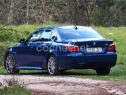 Azul Usado 2009 BMW 520 Sport Line Berlina | 9500 €
