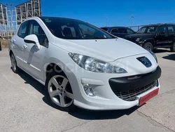 Blanco Usado 2008 Peugeot 308 Premium Berlina | 5500 € (Precio justo)
