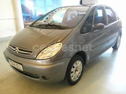 Gris / plata Usado 2005 Citroën Xsara Picasso Monovolumen | 2130 € (Buen precio)
