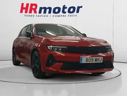 Rojo Usado 2023 Opel Astra GS Line Berlina | 17.780 € (Precio justo)