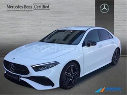 Blanco Usado 2024 Mercedes A200 AMG line Berlina | 36.900 € (Precio justo)
