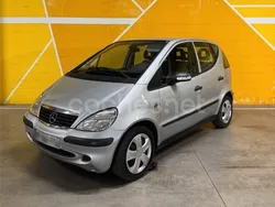 Gris / plata Usado 2004 Mercedes A140 Avantgarde Monovolumen | 2899 € (Precio justo)