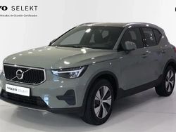 Verde Nuevo 2025 Volvo XC40 Core SUV | 37.990 € (Caro)