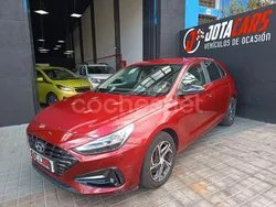 Granate Usado 2022 Hyundai i30 Berlina | 14.990 € (Buen precio)