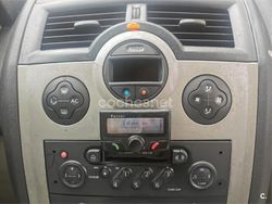 Gris / plata Usado 2003 Renault Mégane II Privilege Berlina | 2699 € (Un poco caro)