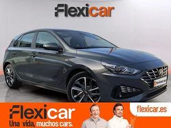 Verde Usado 2023 Hyundai i30 Berlina | 18.990 € (Precio justo)