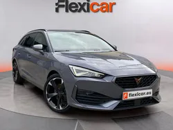 Gris Usado 2023 Cupra Leon Familiar | 21.490 € (Precio justo)
