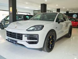 Gris Usado 2024 Porsche Cayenne Turbo GT SUV | 209.000 €