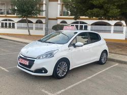 Blanco Usado 2017 Peugeot 208 Style Utilitario | 6950 € (Precio justo)