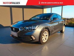 Gris / plata Usado 2024 Seat Leon Style Berlina | 18.750 € (Buen precio)