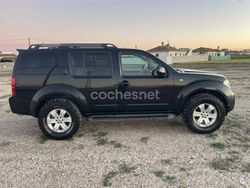 Negro Usado 2006 Nissan Pathfinder SUV | 12.000 € (Caro)