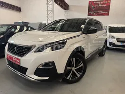 Blanco Usado 2019 Peugeot 5008 GT-line Monovolumen | 18.500 € (Precio justo)