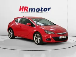 Rojo Usado 2012 Opel Astra Sportive Utilitario | 8290 € (Precio justo)