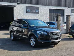 Gris / plata Usado 2008 Audi Q7 SUV | 4900 €