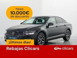 Gris Usado 2020 VW Passat Executive Berlina | 19.990 € (Precio justo)
