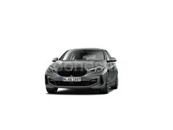 Gris / plata Usado 2023 BMW 118 Shadowline Utilitario | 27.900 € (Precio justo)