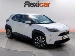 Blanco Usado 2022 Toyota Yaris Hybrid Active | 19.390 € (Precio justo)