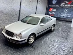 Gris Usado 1999 Mercedes CLK200 Avantgarde Coupe | 2499 € (Precio justo)