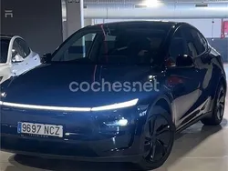 Eléctrico Usado 2025 Tesla Model Y SUV | 44.500 €