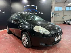Negro Usado 2007 Fiat Grande Punto Dynamic Utilitario | 2499 € (Precio justo)