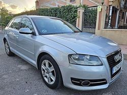 Plateado Usado 2011 Audi A3 Sportback Ambition Utilitario | 5800 € (Precio justo)