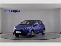 Azul Usado 2018 Toyota Yaris City Utilitario | 11.990 € (Un poco caro)