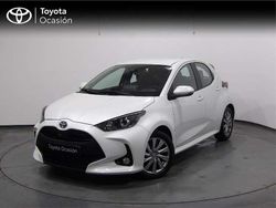 Usado 2024 Toyota Yaris Hybrid Active Utilitario | 20.100 € (Precio justo)