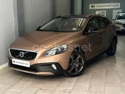 Beige Usado 2015 Volvo V40 CC Momentum Familiar | 16.990 € (Caro)