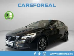 Negro Usado 2019 Volvo V40 Momentum Familiar | 15.490 € (Precio justo)
